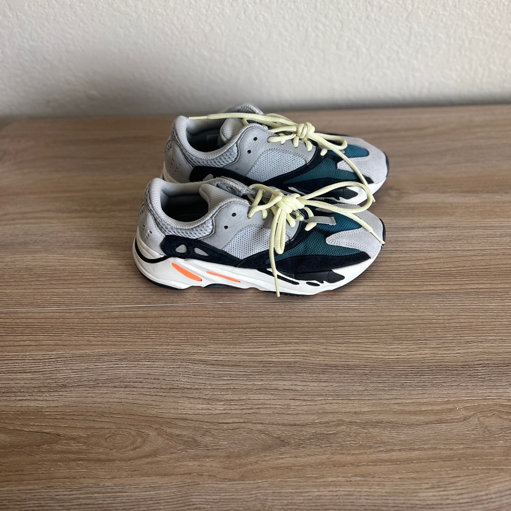 adidas Yeezy Boost 700 Wave Runner